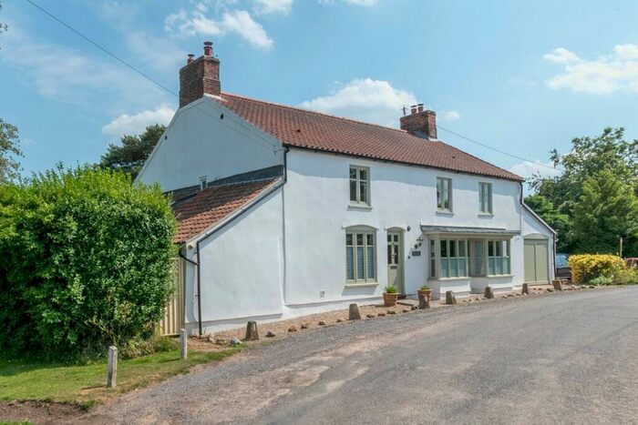 4 Bedroom Detached House For Sale In The Green, Edgefield, NR24