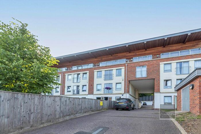 2 Bedroom Apartment For Sale In The Cumberland, Thorpe Road, NR1