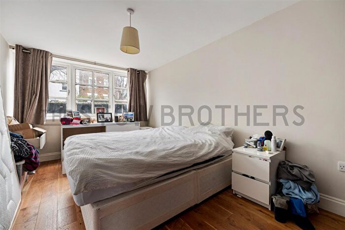 1 Bedroom Flat To Rent In Grosvenor Park Road, London, E17