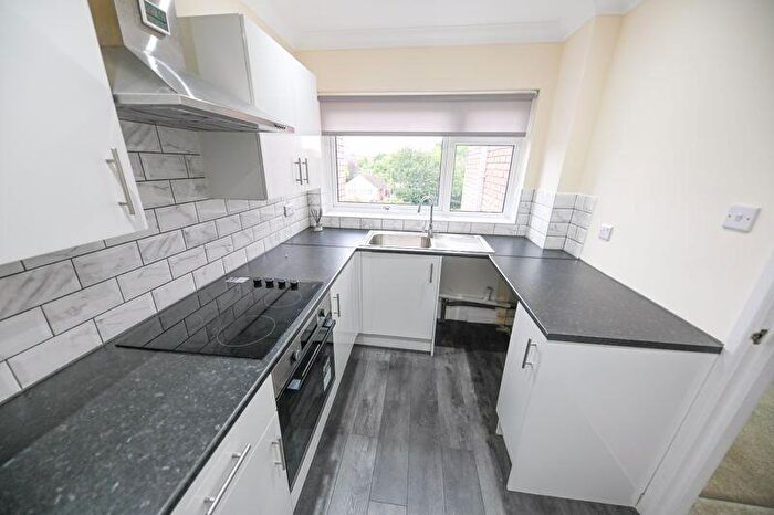 2 Bedroom Flat To Rent In Stakes Hill Road, Waterlooville, PO7