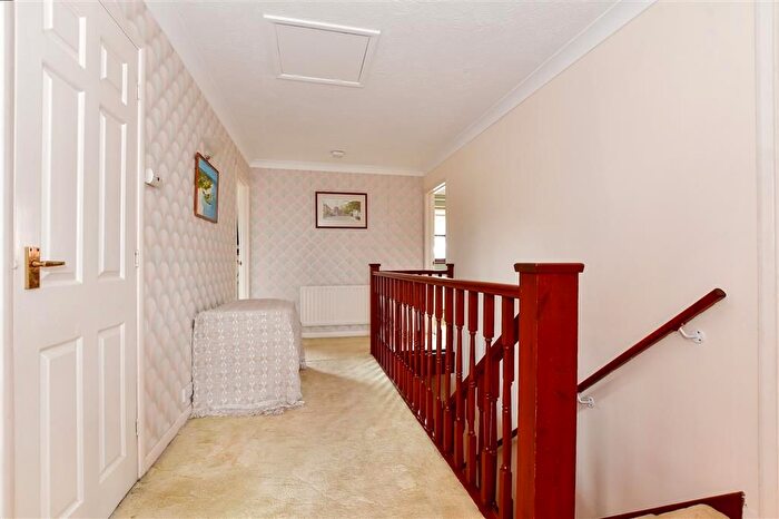 4 Bedroom Detached House For Sale In Manor Close, Deal, Kent, CT14