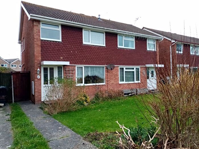 3 Bedroom End Of Terrace House To Rent In Mallard Walk, Mead Vale, Weston-Super-Mare, BS22