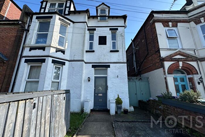 2 Bedroom Flat To Rent In Radnor Park Road, Folkestone, CT19