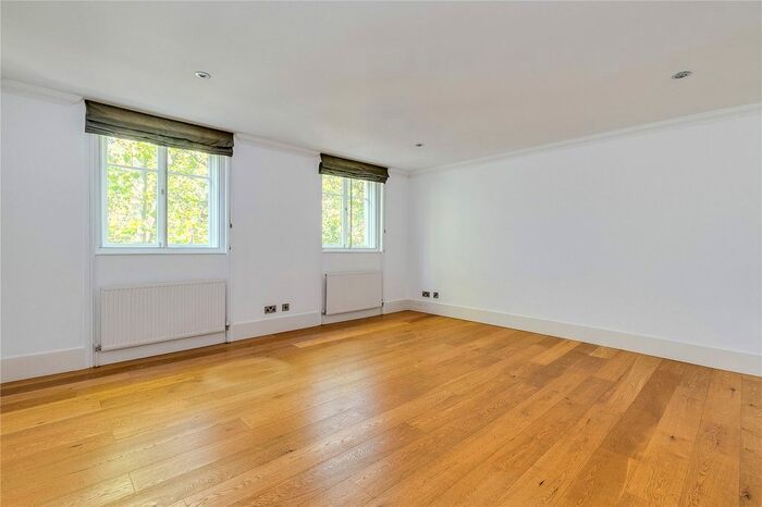 3 Bedroom Flat To Rent In Sussex Gardens, London, W2