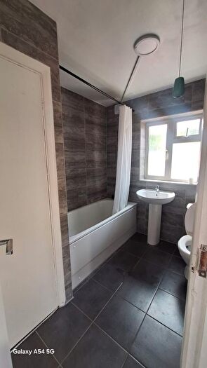 1 Bedroom Flat To Rent In Griffin Road, London, SE18