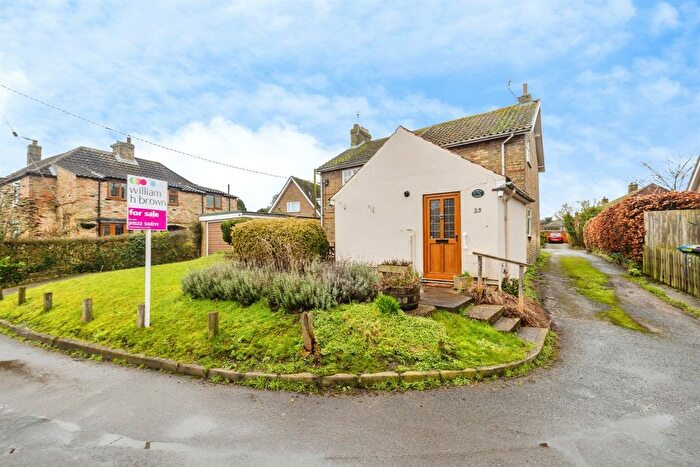 2 Bedroom Semi Detached House For Sale In Craypool Lane, Scothern, Lincoln, LN2