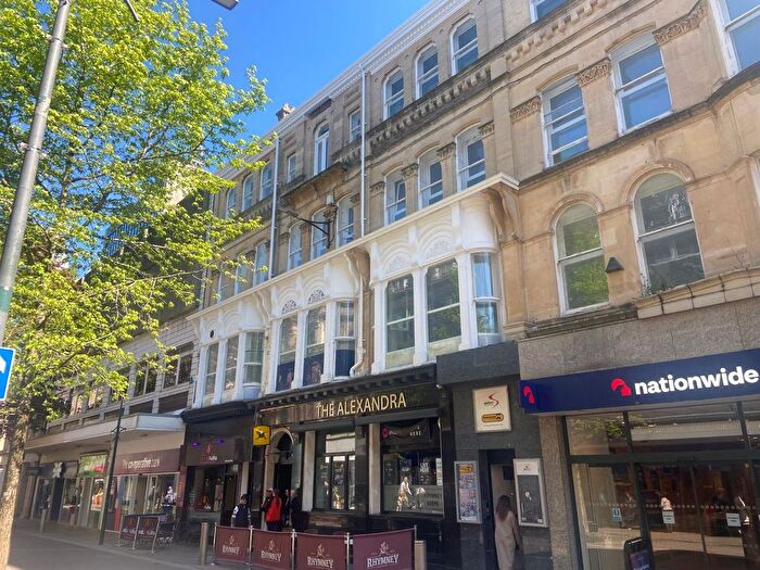 2 Bedroom Flat To Rent In Commercial Street, Newport, NP20