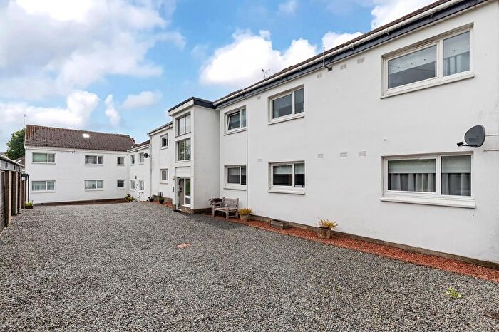 2 Bedroom Flat For Sale In Braehead Court, Strathaven, Lanarkshire, ML10