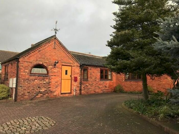 2 Bedroom Detached Bungalow To Rent In The Stables, Albion Street, Woodville, DE11