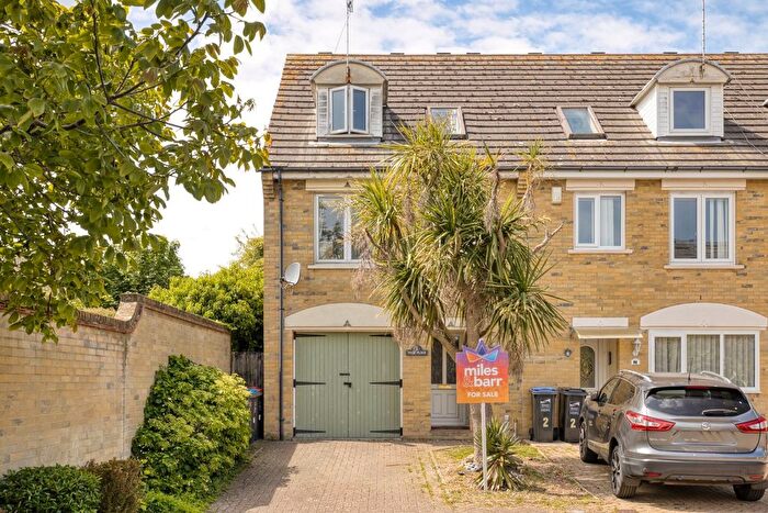 3 Bedroom End Terrace House For Sale In Vale Place, Ramsgate, Kent, CT11