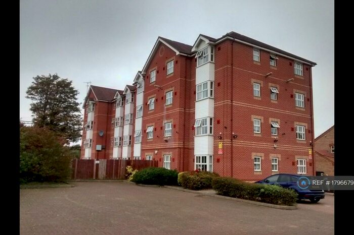 2 Bedroom Flat To Rent In Berberis Court, Ilford, IG1