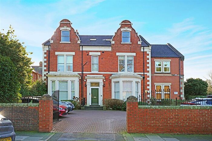 2 Bedroom Flat For Sale In Trinity Road, Darlington, DL3