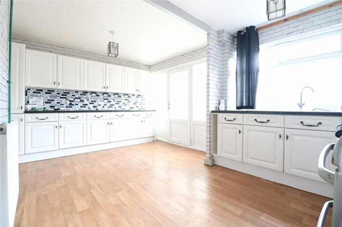 3 Bedroom End Of Terrace House For Sale In Admirals Way, Daventry, Northamptonshire, NN11