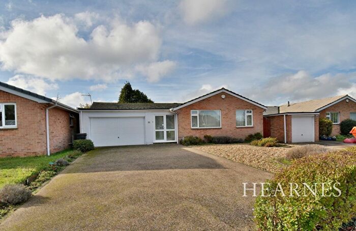 3 Bedroom Detached Bungalow For Sale In Ellesfield Drive, West Parley, Ferndown, BH22