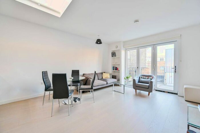1 Bedroom Flat To Rent In Blue Anchor Lane, South Bermondsey, London, SE16