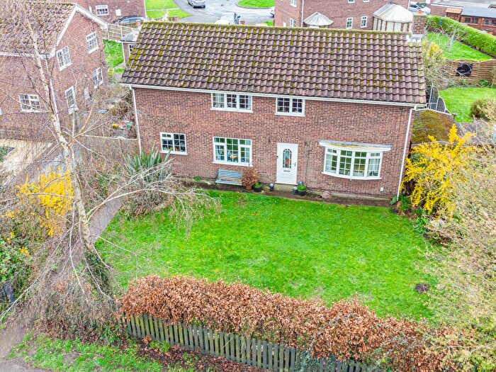 4 Bedroom Detached House For Sale In Main Street, Bubwith, North Yorkshire, YO8