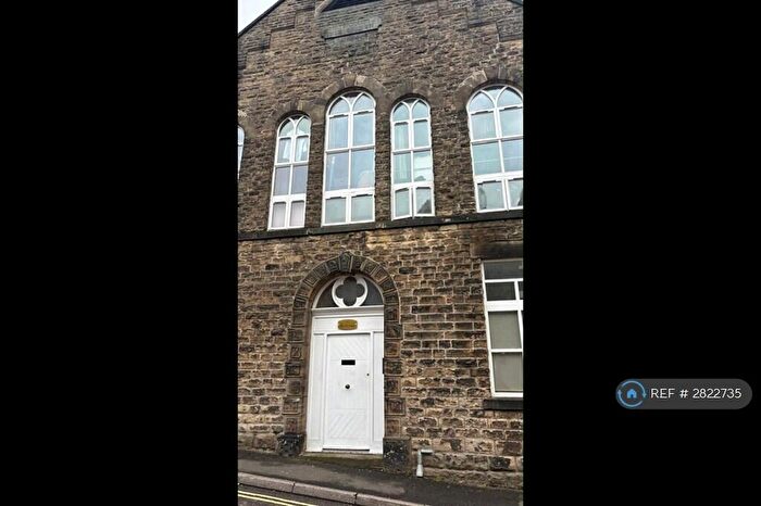 2 Bedroom Flat To Rent In The Old Chapel, High Peak, SK23
