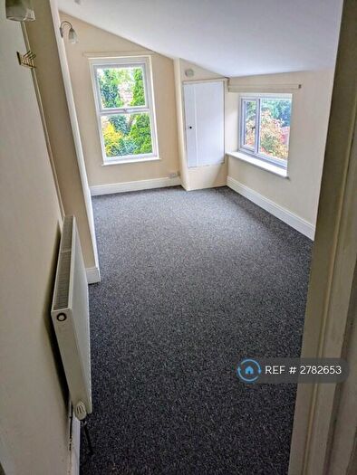 4 Bedroom Terraced House To Rent In Kennington Avenue, Kingswood, Bristol, BS15