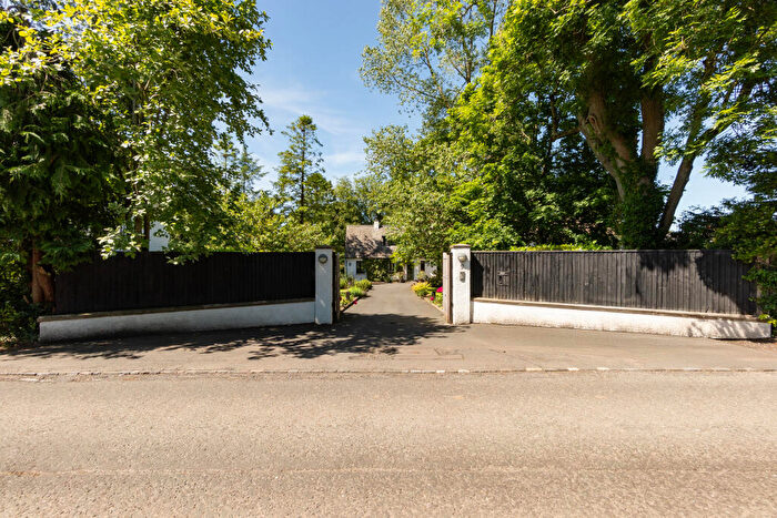 2 Bedroom Cottage For Sale In Symington Road North, Symington, South Ayrshire, KA1