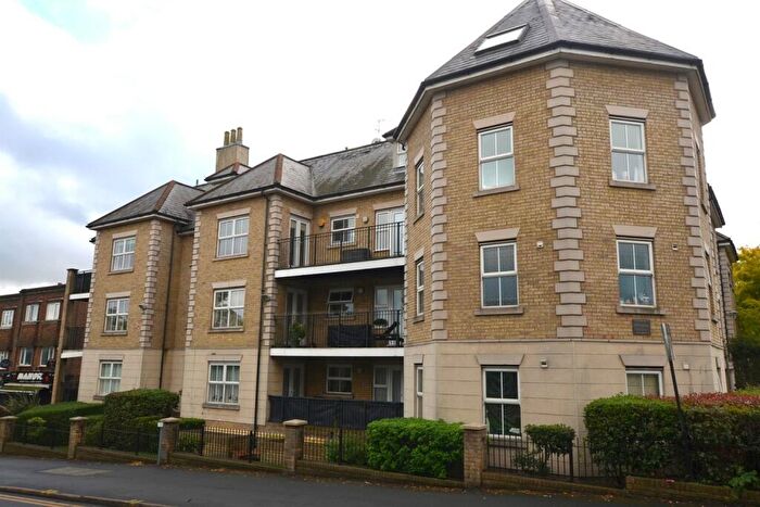 2 Bedroom Apartment To Rent In Manor Road, Chigwell, IG7