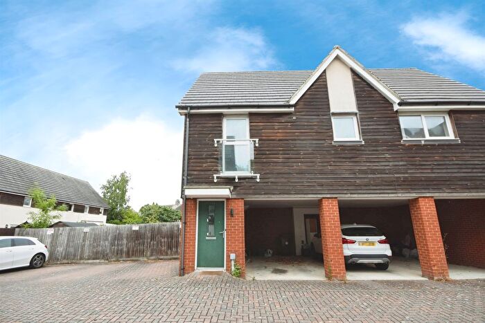 2 Bedroom Property For Sale In Chelmer Road, Chelmsford, CM2
