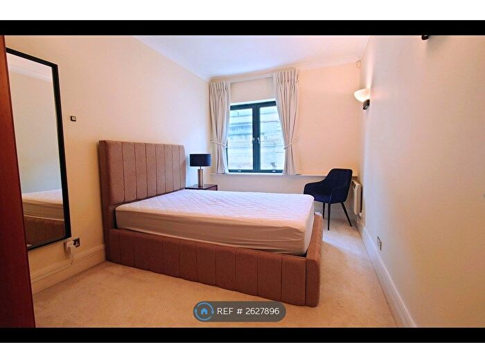 1 Bedroom Flat To Rent In East Block, London, SE1