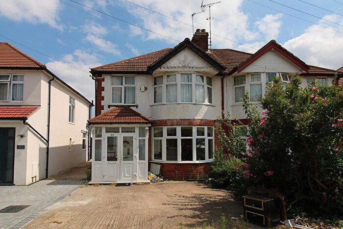 3 Bedroom Semi-Detached House For Sale In Tennyson Avenue, London, NW9