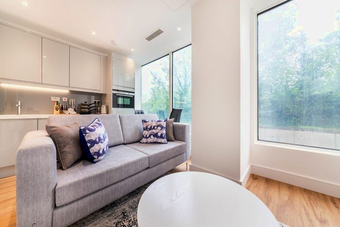 Studio To Rent In Westgate House, West Gate, London, W5