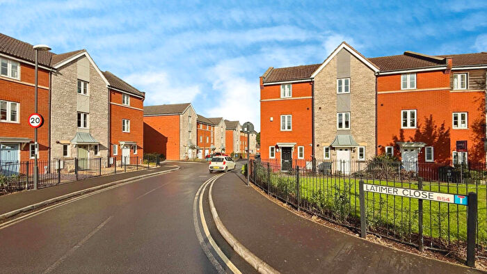 2 Bedroom Flat For Sale In Latimer Close, Brislington, Bristol, BS4