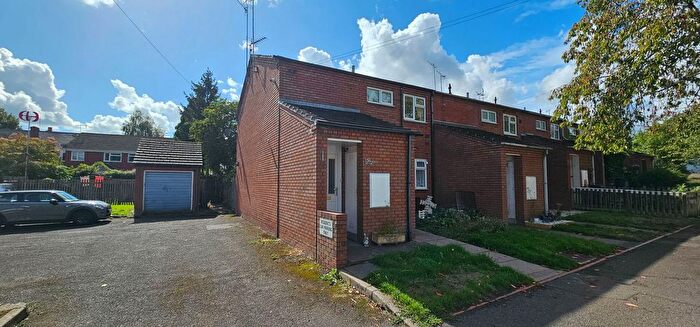 1 Bedroom Flat For Sale In Hall Street, Oldswinford, Stourbridge, DY8