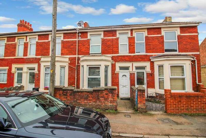 1 Bedroom Flat To Rent In Bruce Street, Rodbourne, Swindon, SN2