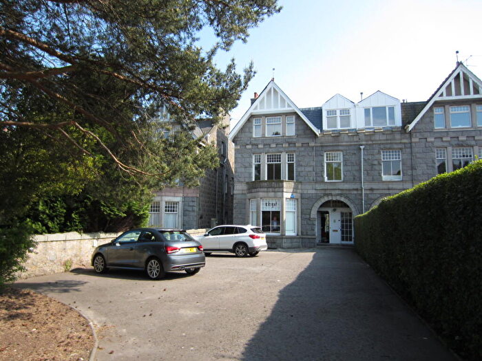 4 Bedroom Flat To Rent In Queens Road, Aberdeen, AB15