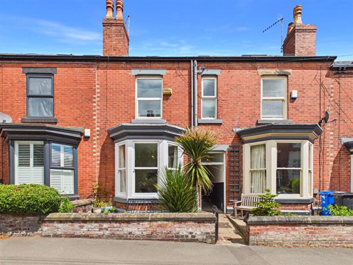4 Bedroom Terraced House For Sale In Stainton Road, Sheffield, S11