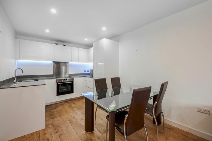 1 Bedroom Flat To Rent In Maltby Street, London, SE1