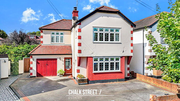 4 Bedroom Semi-Detached House For Sale In Repton Gardens, Gidea Park, RM2