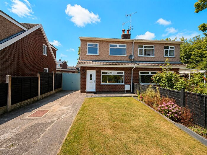 3 Bedroom Semi-Detached House To Rent In New Brighton Road, Sychdyn, Mold, CH7