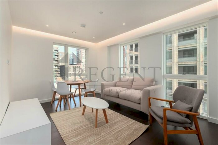 1 Bedroom Apartment To Rent In Montrose Building, Malthouse Road, SW11