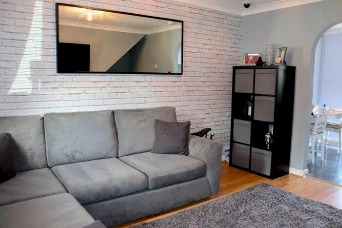 2 Bedroom Property To Rent In Weymouth Close, Clacton-On-Sea, CO15