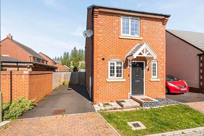 2 Bedroom Detached House For Sale In Walter Dyer Drive, Faringdon, Oxfordshire, SN7