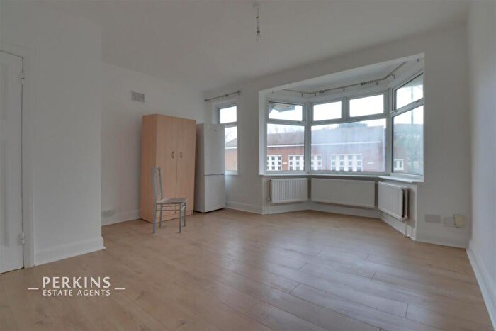 2 Bedroom Maisonette To Rent In Wembley, HA9