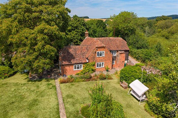 3 Bedroom Detached House For Sale In Thruxted Cottage, Thruxted Lane, Chartham, CT4