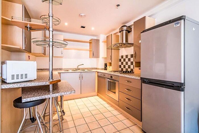 1 Bedroom Apartment To Rent In Whitworth Street West, Manchester, M1