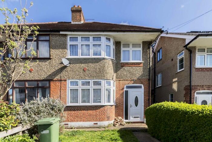 3 Bedroom Property To Rent In Alderney Gardens, Northolt, UB5