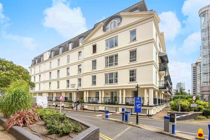 3 Bedroom Flat To Rent In Carlyle Court, Chelsea Harbour, London, SW10