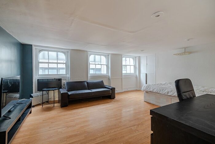 Studio To Rent In Duke Street, London, W1U