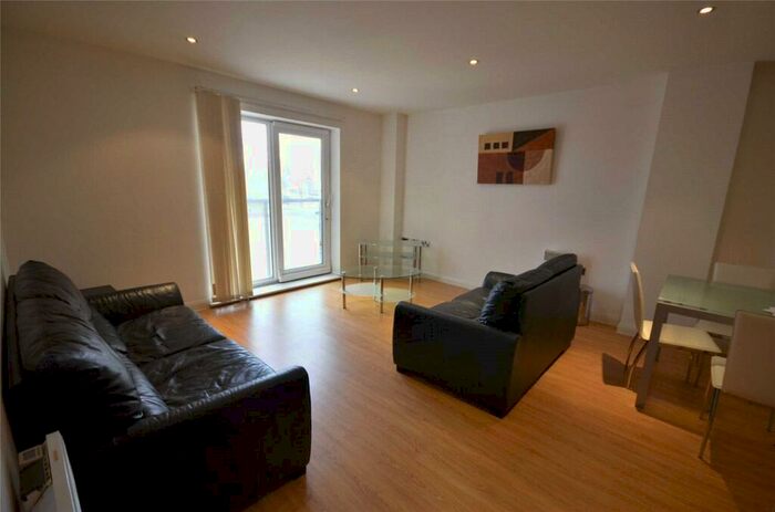 2 Bedroom Apartment To Rent In Taylorson Street South, Salford Quays, M5