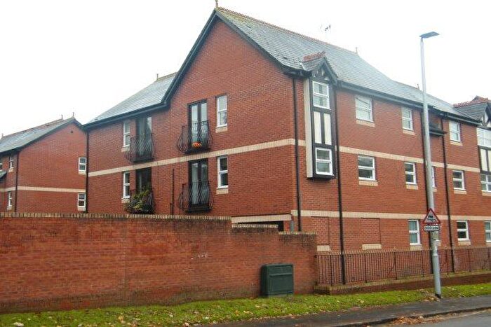 2 Bedroom Flat To Rent In Colleton Court, Exeter, EX2