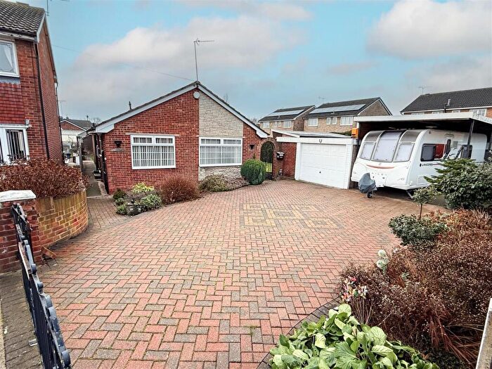 3 Bedroom Detached Bungalow For Sale In Berrington Close, Doncaster, DN4