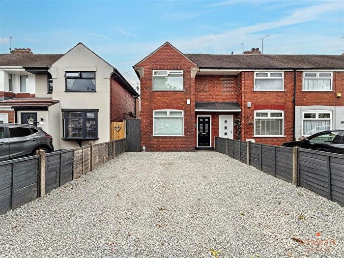 2 Bedroom End Terrace House For Sale In Wold Road, Hull, HU5