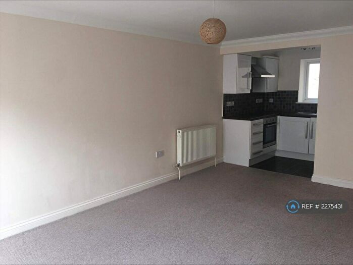 1 Bedroom Flat To Rent In Belgrave Lane, Plymouth, PL4